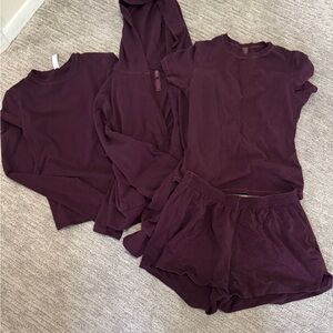 Skims Currant Bundle